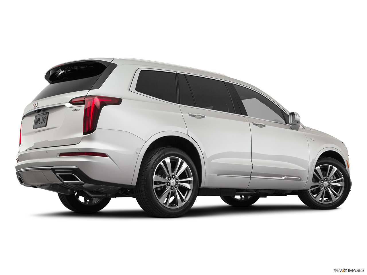 2020 Cadillac XT6 Premium Luxury Low/wide rear 5/8. 