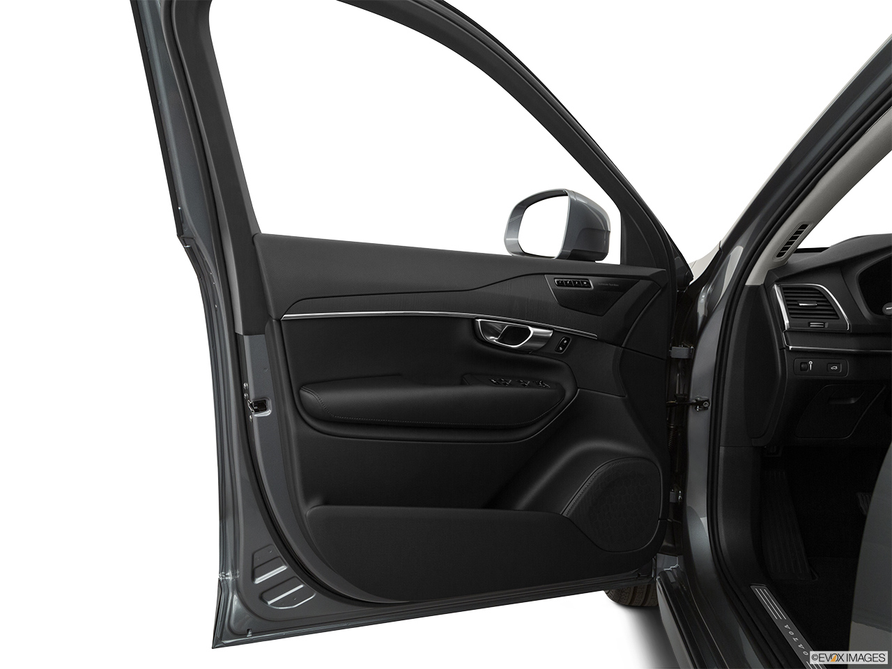 2020 Volvo XC90 T5 Momentum Inside of driver's side open door, window open. 