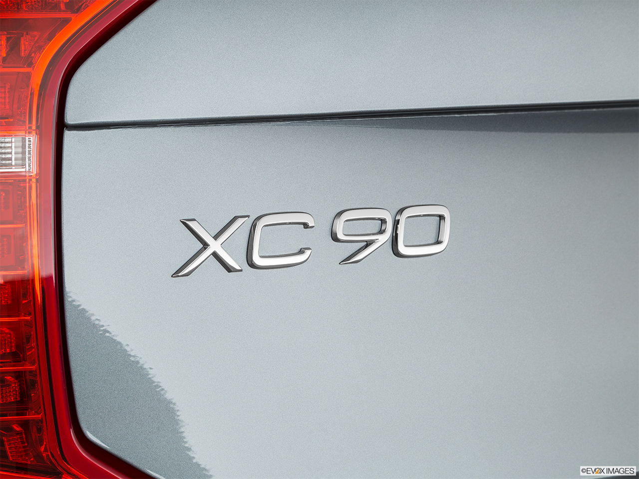 2020 Volvo XC90 T5 Momentum Rear model badge/emblem 