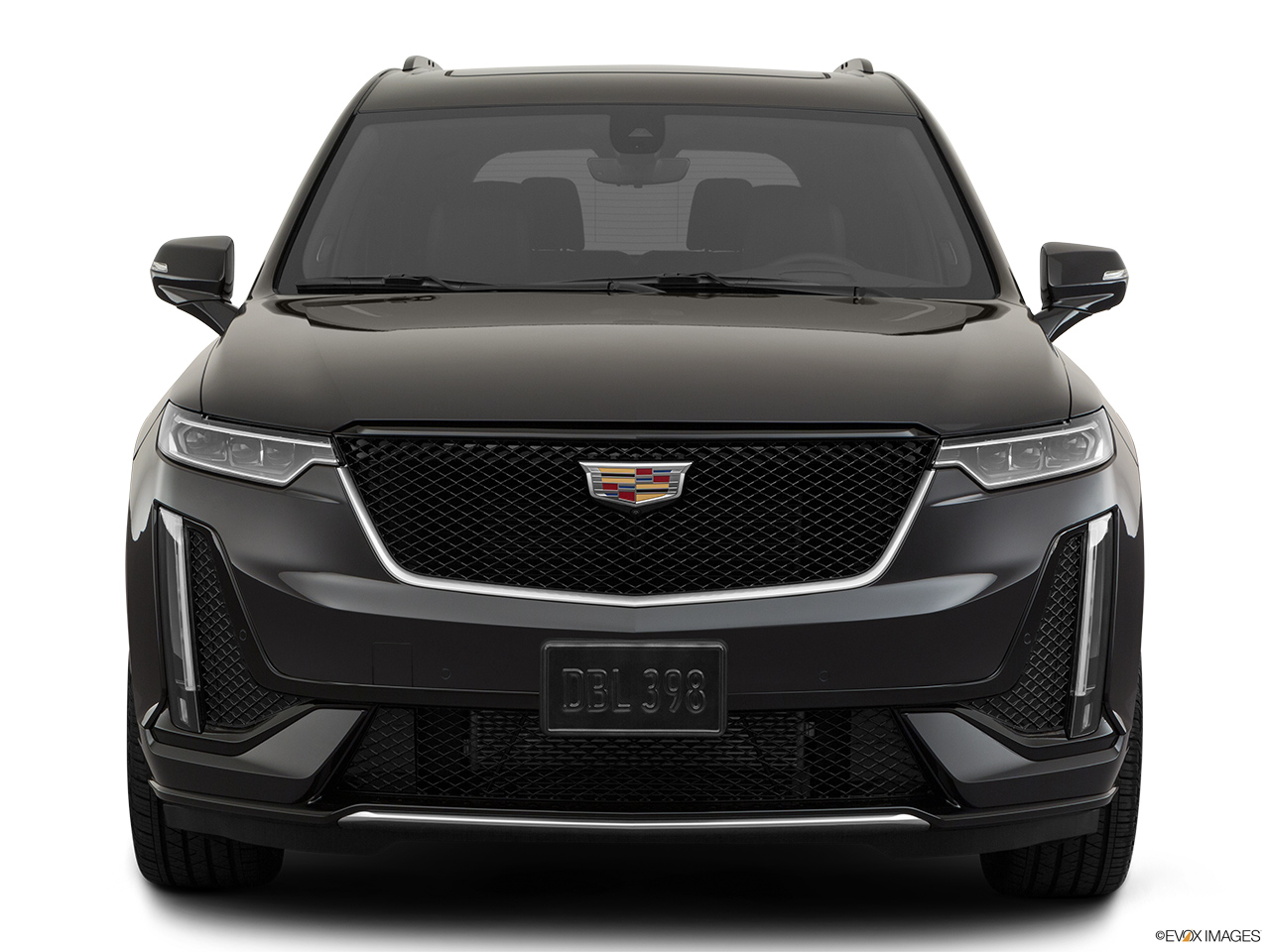 2020 Cadillac XT6 Sport Low/wide front. 