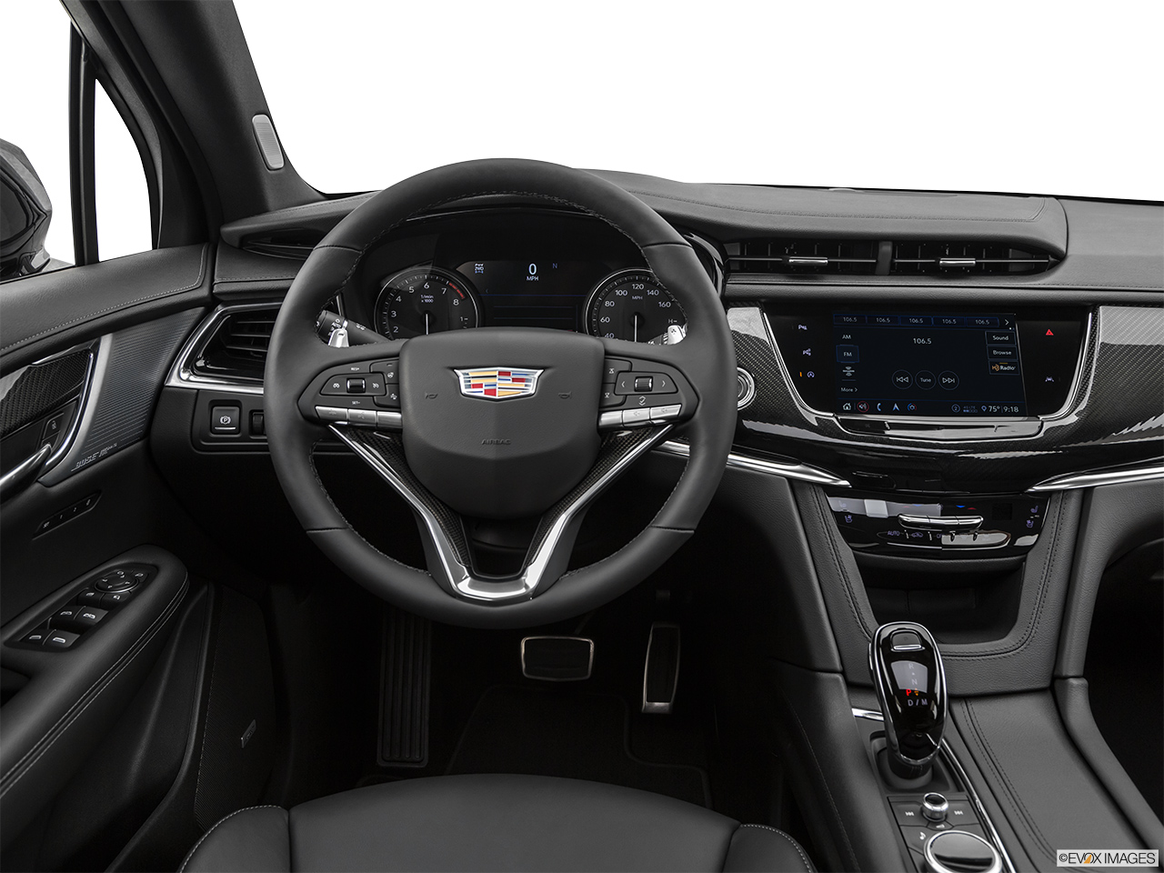2020 Cadillac XT6 Sport Steering wheel/Center Console. 