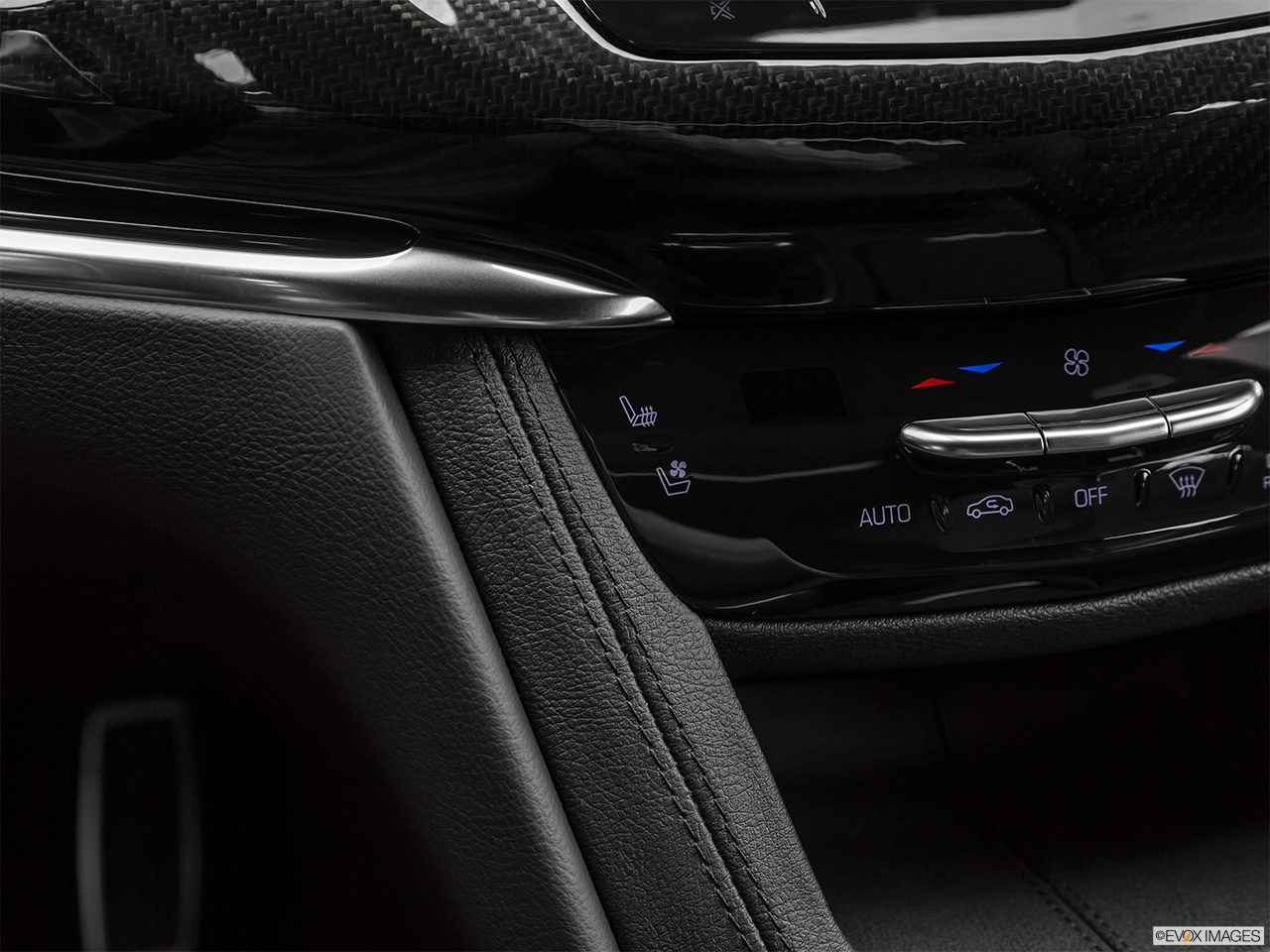 2020 Cadillac XT6 Sport Heated Seats Control 