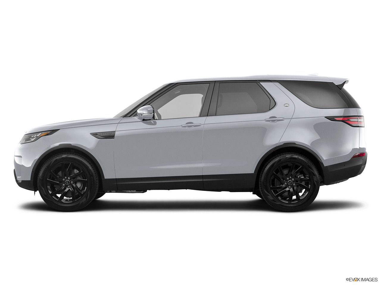 2024 Land Rover Discovery   Side