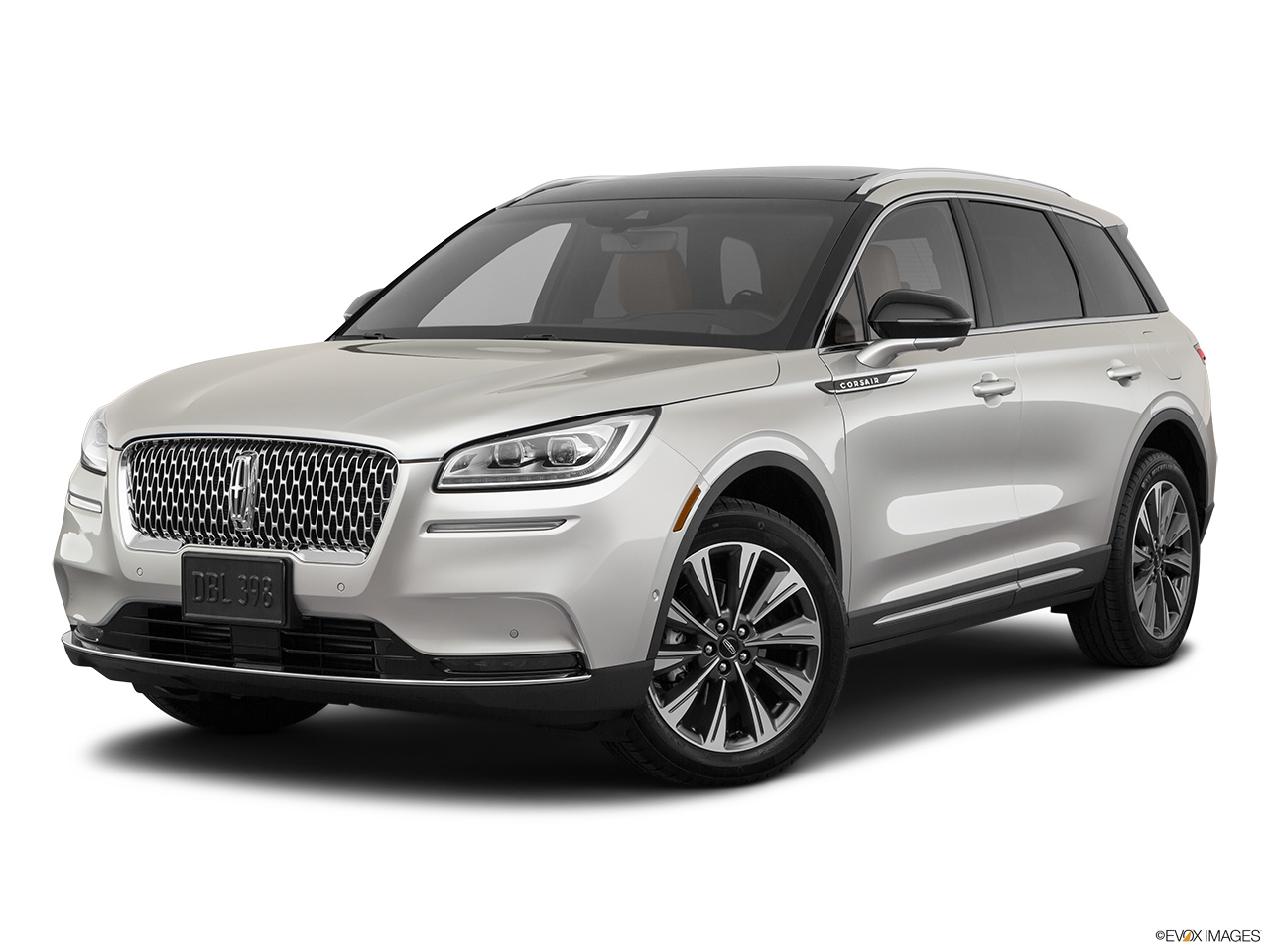 2020 Lincoln Corsair Reserve Front angle medium view. 