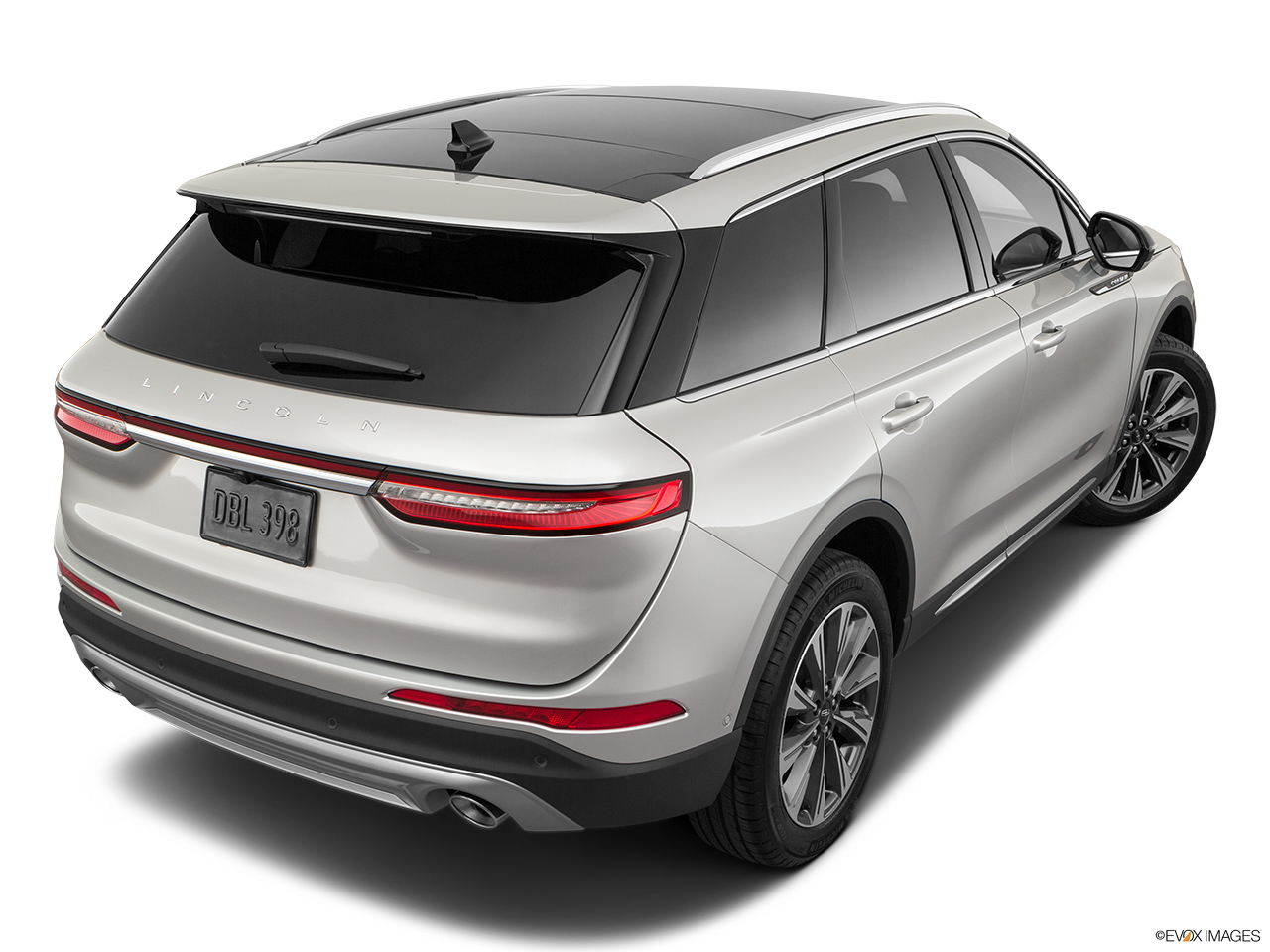 2020 Lincoln Corsair Reserve Rear 3/4 angle view. 