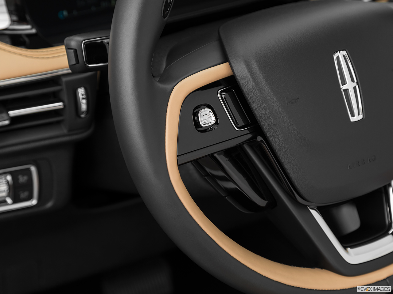 2020 Lincoln Corsair Reserve Steering Wheel Controls (Left Side) 