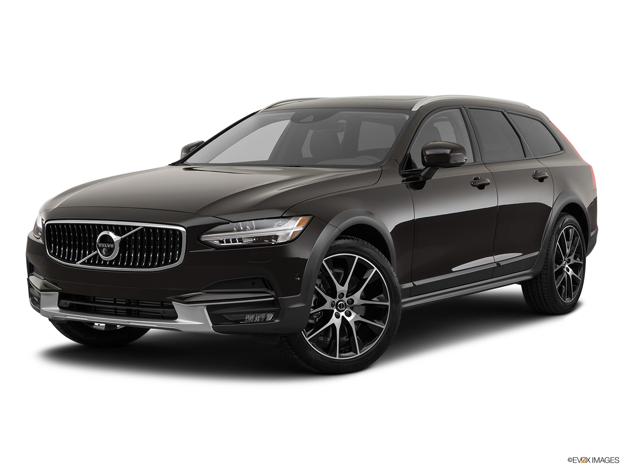 2020 Volvo V90 Cross Country T6 AWD Front angle medium view. 