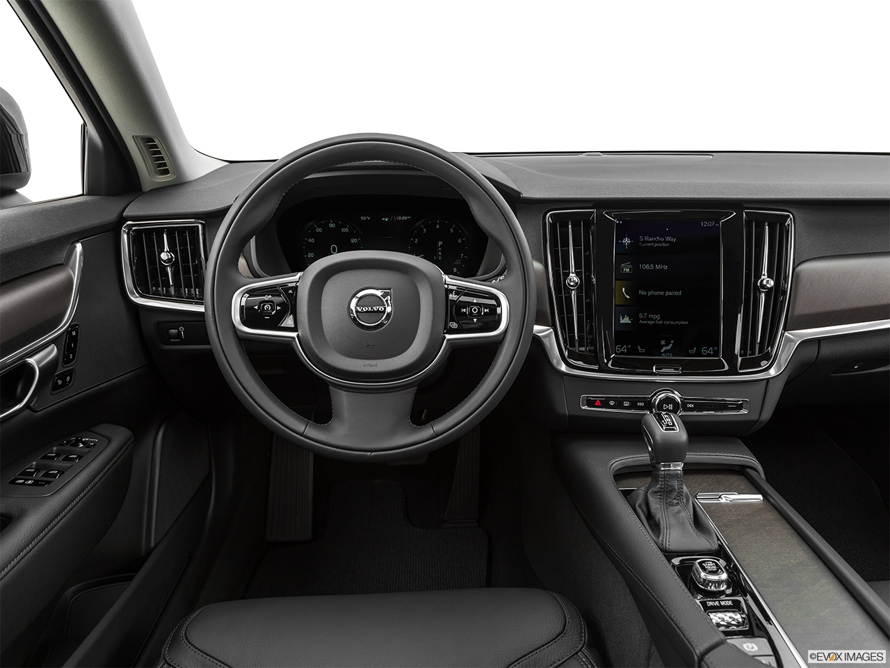 2020 Volvo V90 Cross Country T6 AWD Steering wheel/Center Console. 