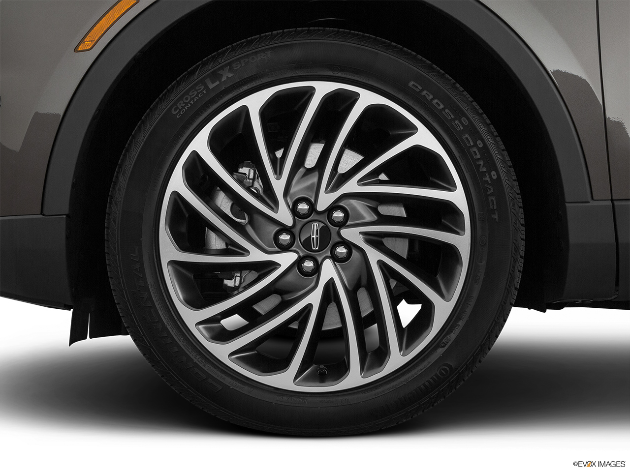 2020 Lincoln Nautilus Reserve Front Drivers side wheel at profile. 