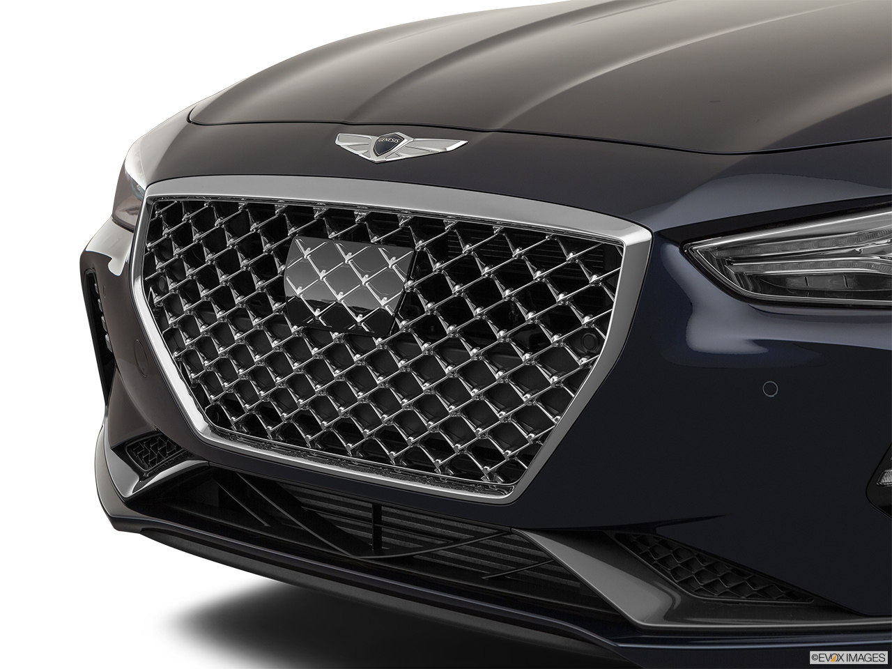 2020 Genesis G70 3.3T Elite Close up of Grill. 