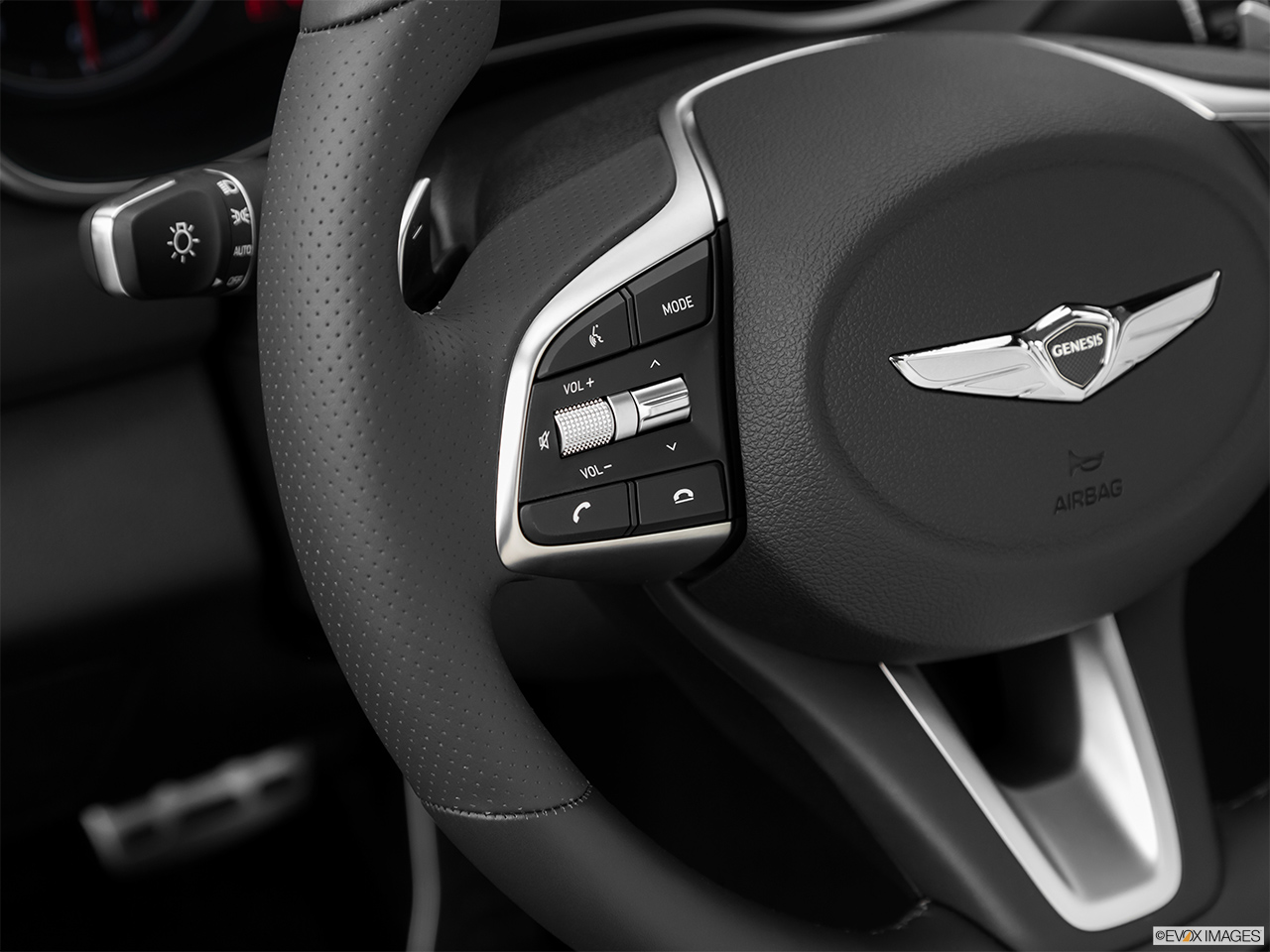 2020 Genesis G70 3.3T Elite Steering Wheel Controls (Left Side) 
