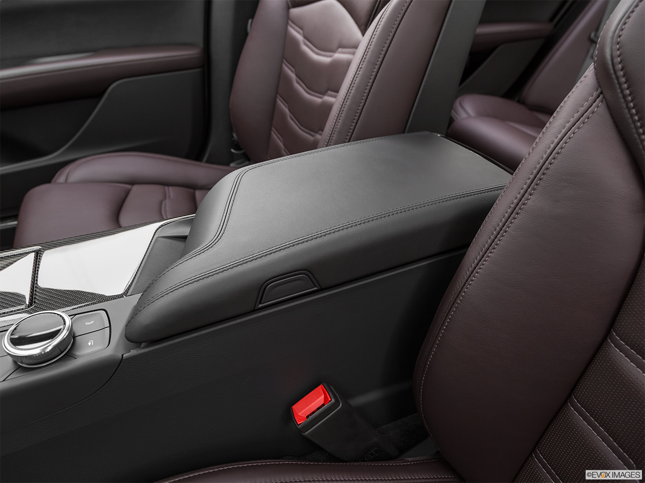 2019 Cadillac CT6-V Base Front center console with closed lid, from driver's side looking down 