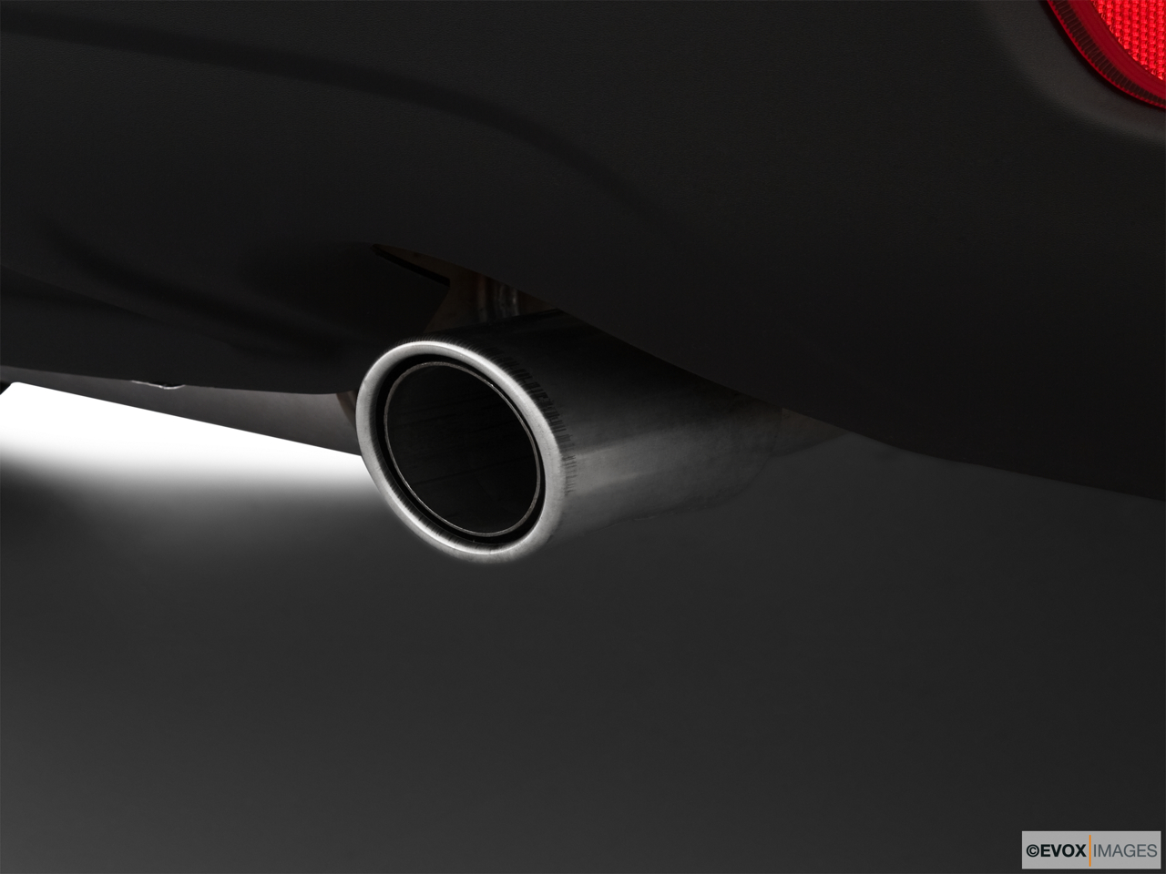 2010 Volvo XC60 T6 AWD Chrome tip exhaust pipe. 