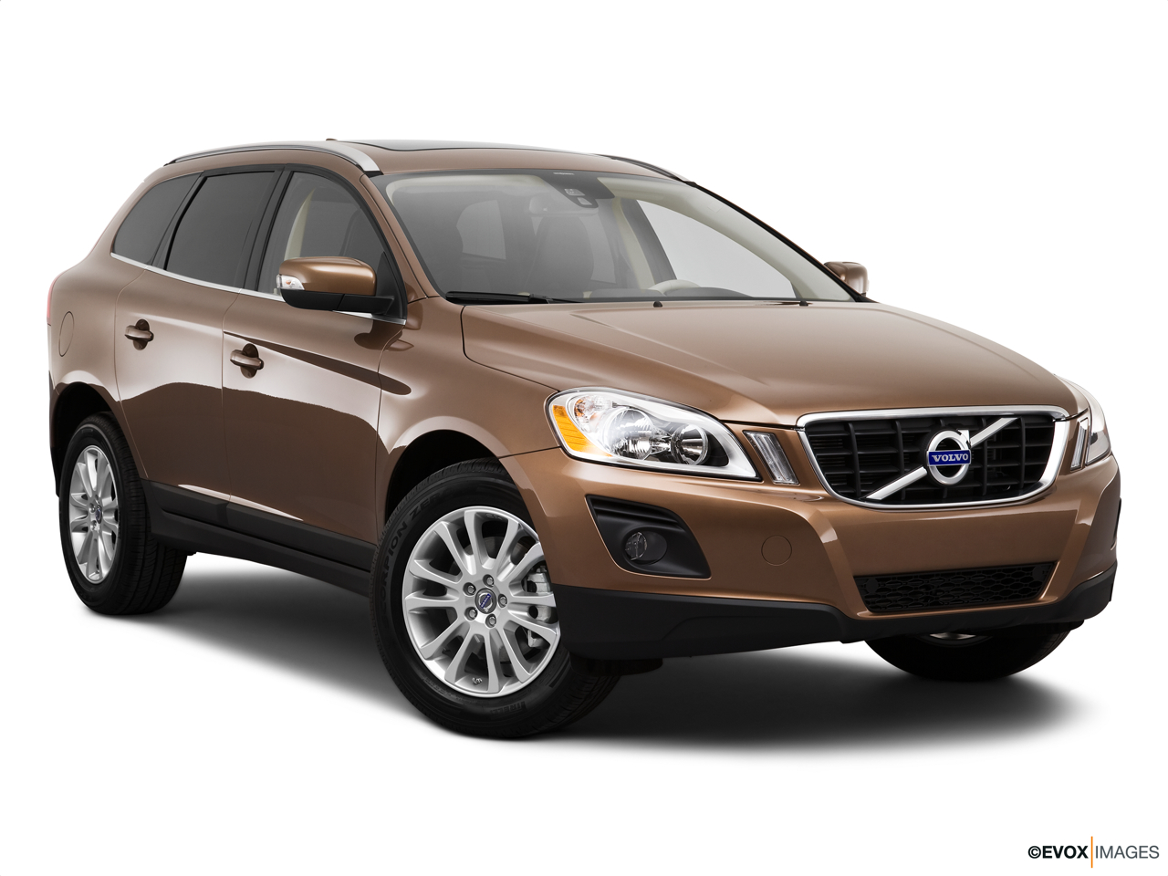 2010 Volvo XC60 T6 AWD Front passenger 3/4 w/ wheels turned. 
