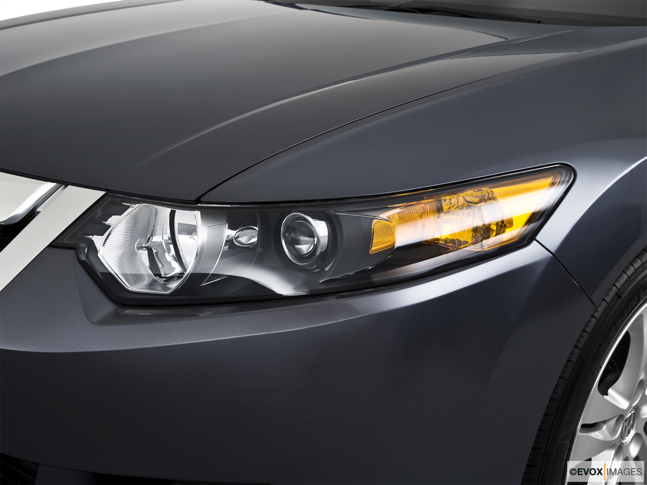 2010 Acura TSX V6 Drivers Side Headlight. 