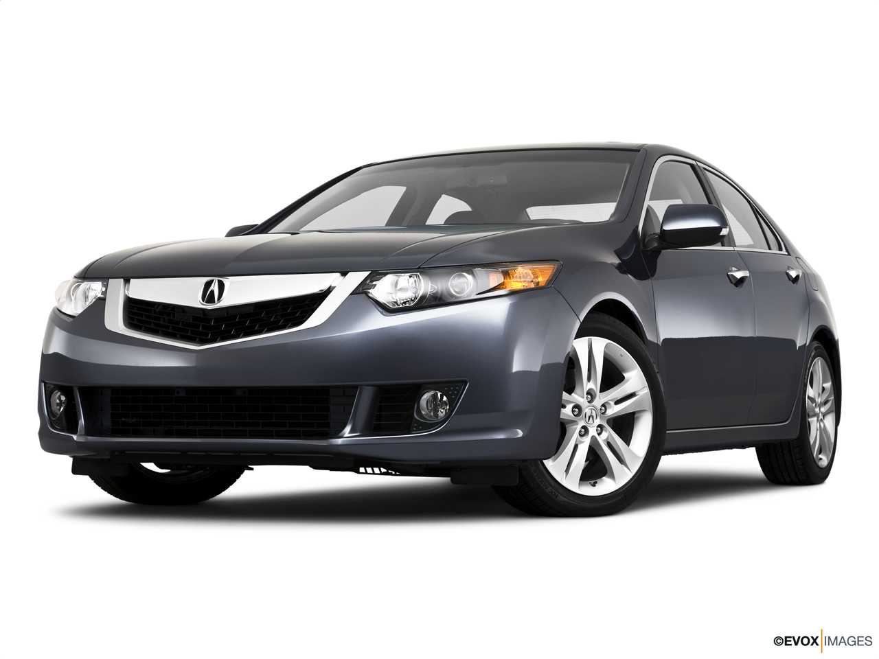 2010 Acura TSX V6 Front angle view, low wide perspective. 