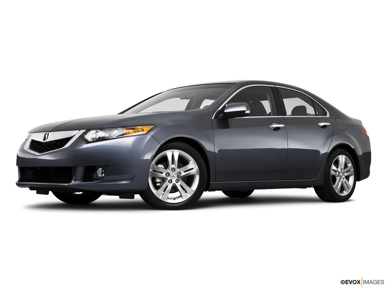 2010 Acura TSX V6 Low/wide front 5/8. 