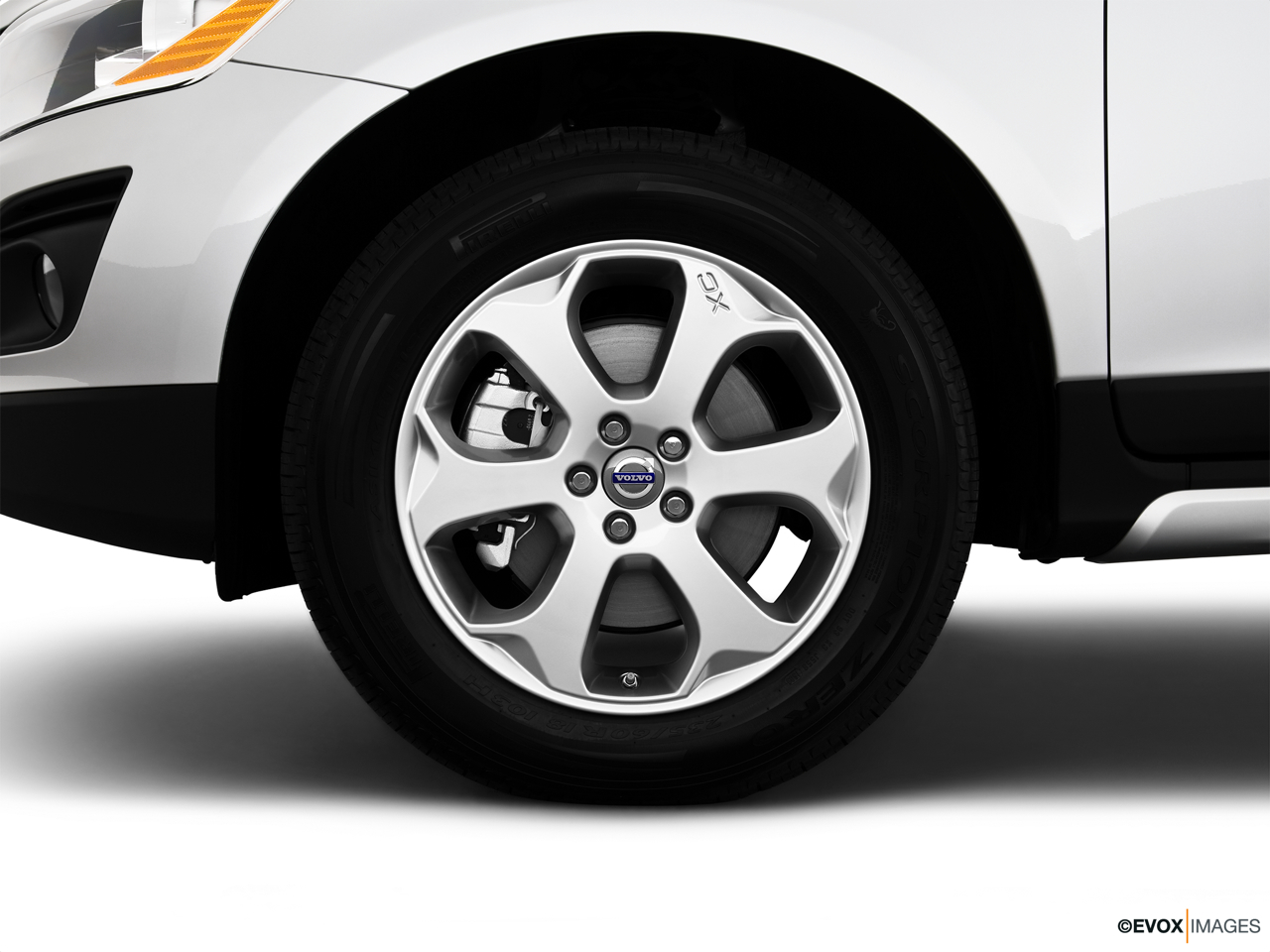 2010 Volvo XC60 3.2L Front Drivers side wheel at profile. 