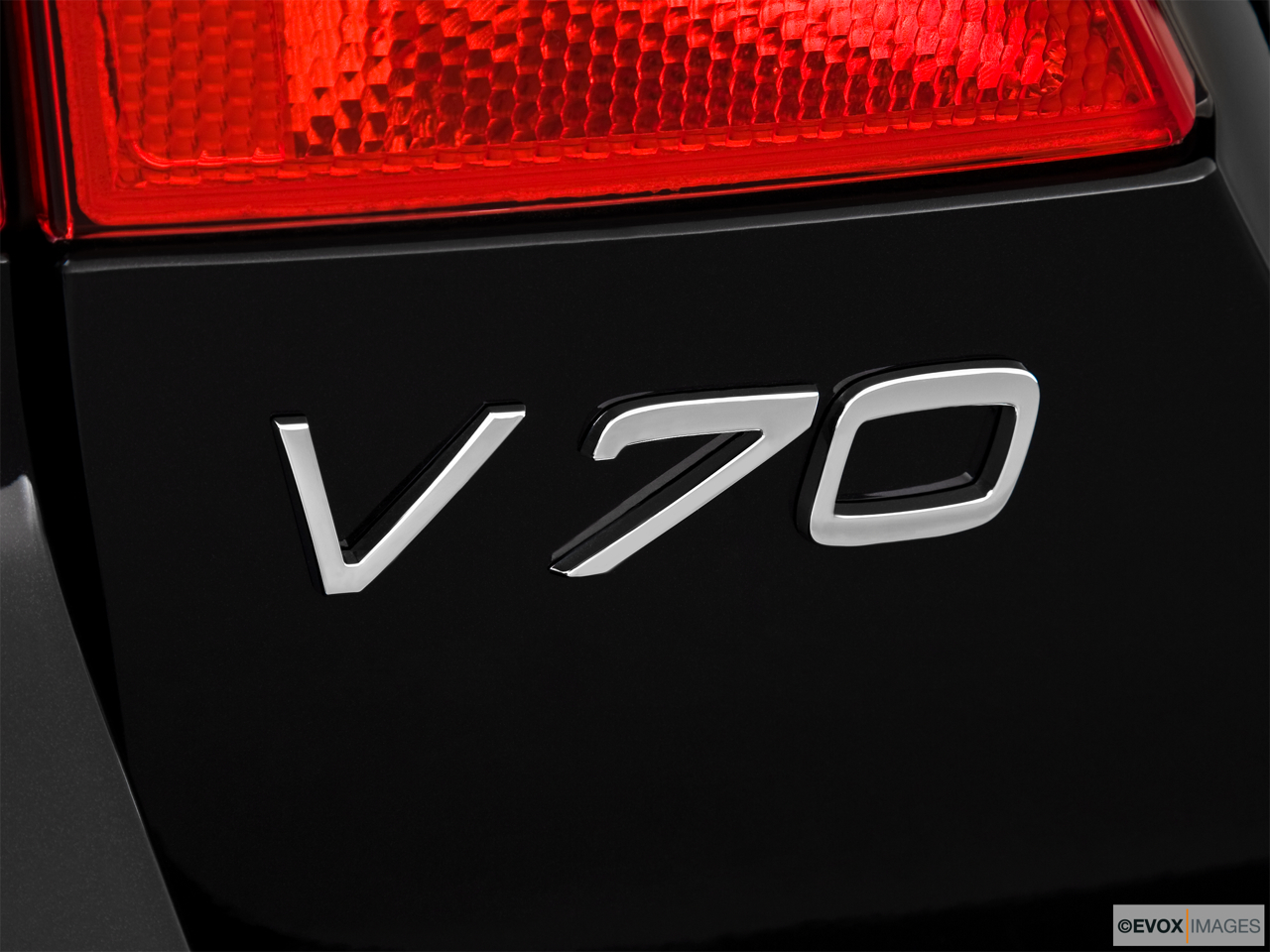 2010 Volvo V70 3.2 A SR Rear model badge/emblem 