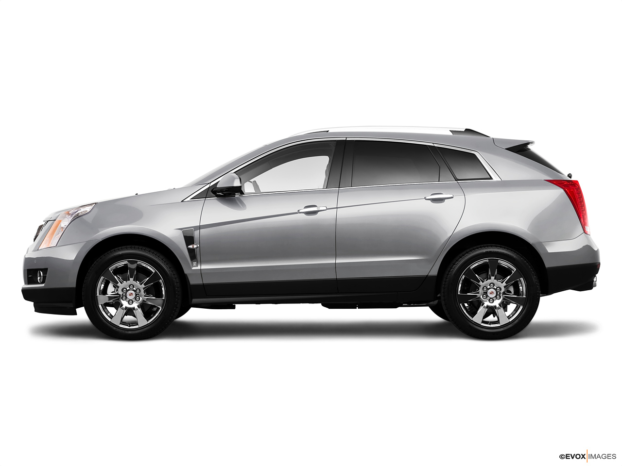 2024 Cadillac SRX Crossover   Side