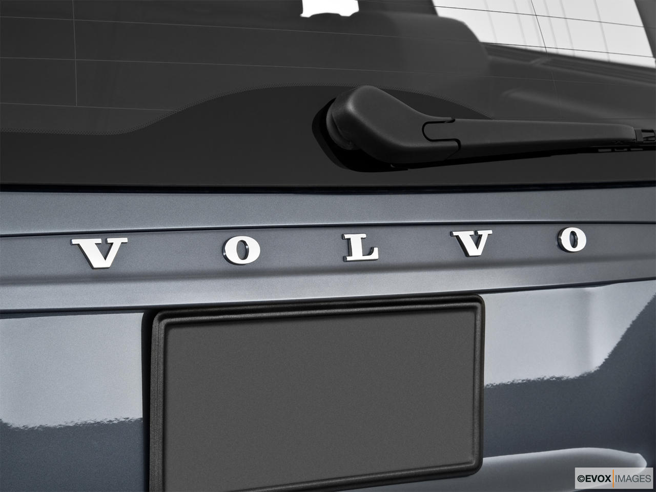 2010 Volvo V50 2.4I Rear manufacture badge/emblem 