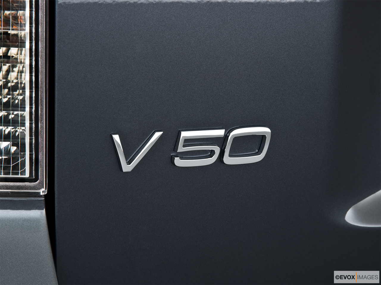 2010 Volvo V50 2.4I Rear model badge/emblem 