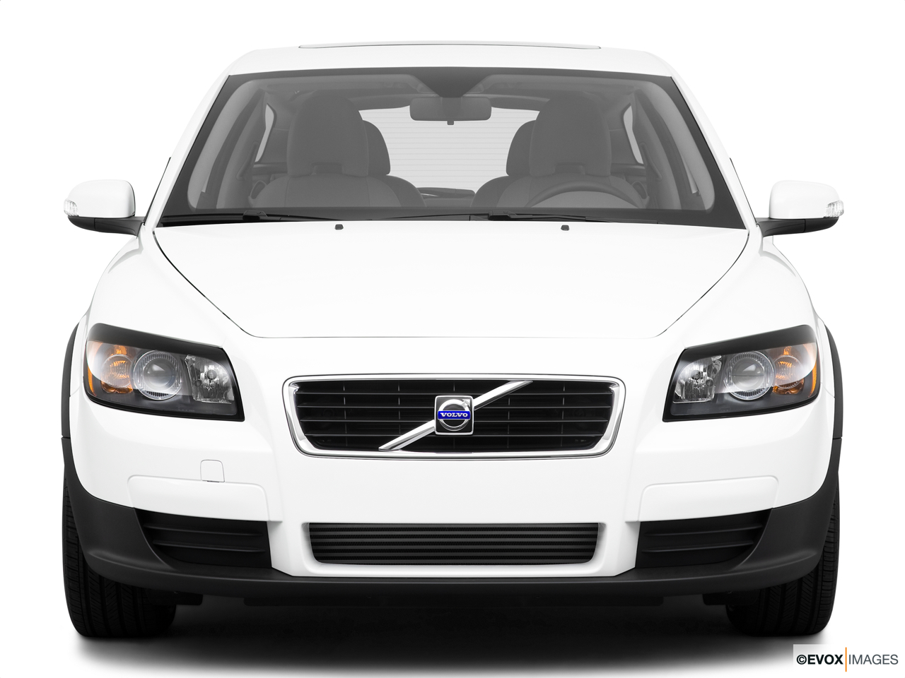 2010 Volvo C30 T5 Low/wide front. 