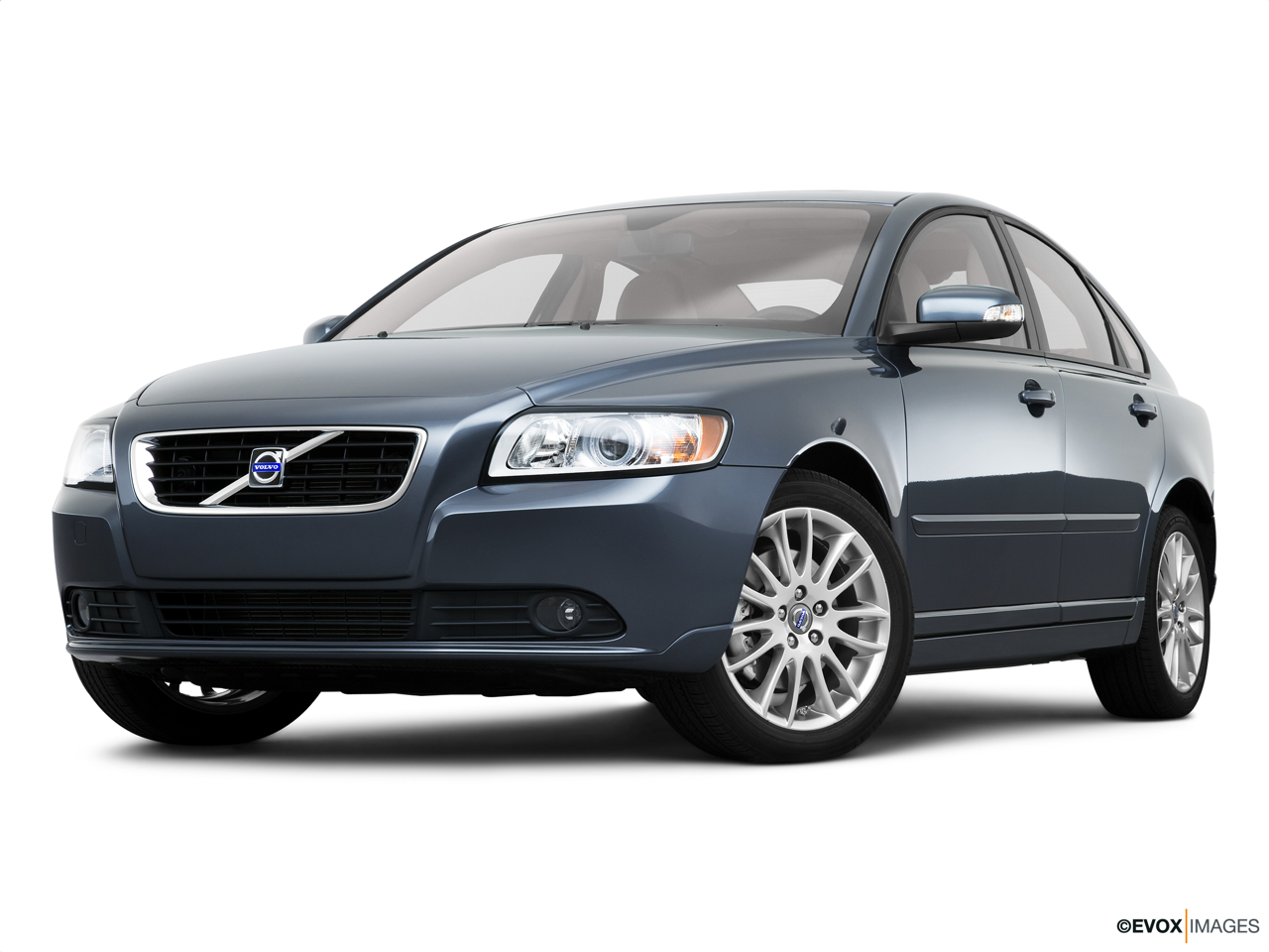 2010 Volvo S40 2.4i Front angle view, low wide perspective. 