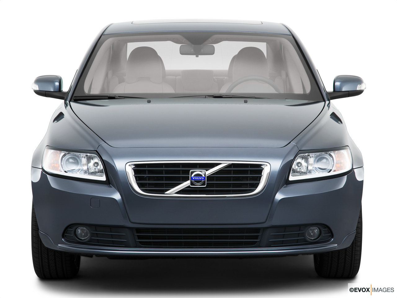 2010 Volvo S40 2.4i Low/wide front. 