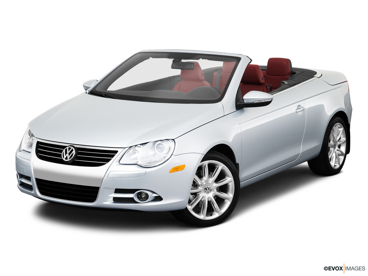 2010 Volkswagen Eos Lux Front angle view. 