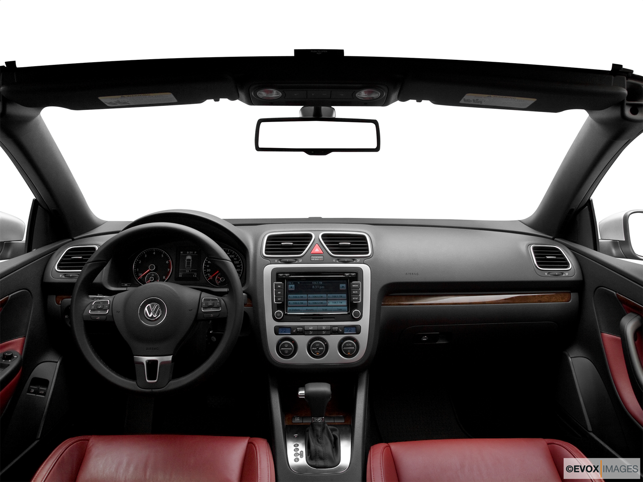 2010 Volkswagen Eos Lux Centered wide dash shot 