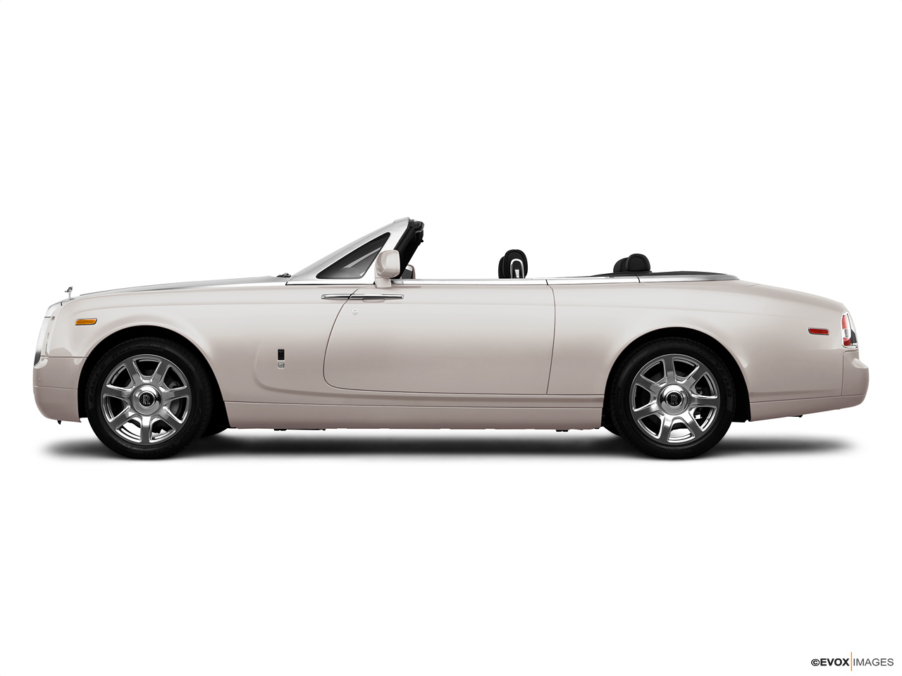 2024 Rolls-Royce Phantom Drophead Coupe   Side
