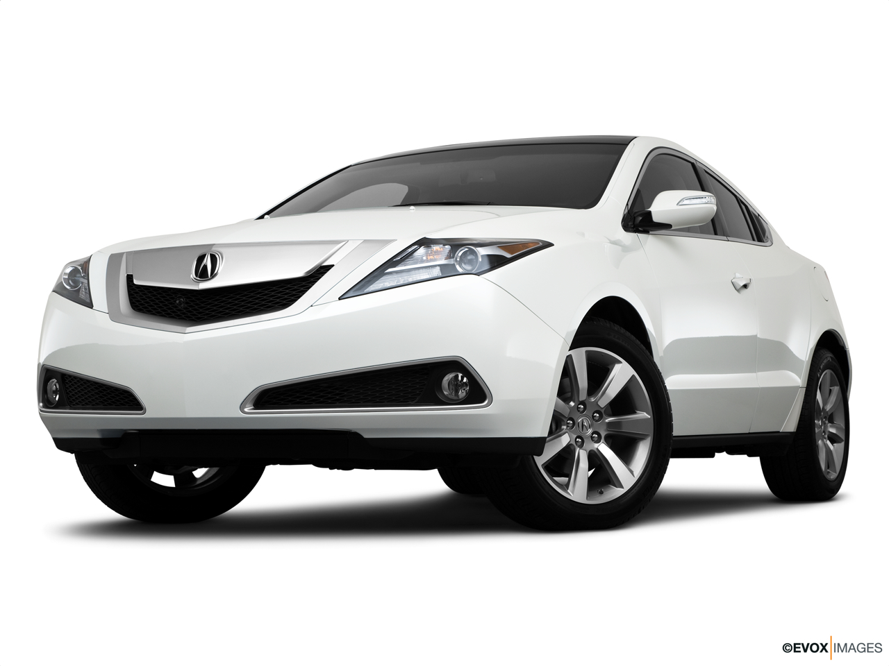 2010 Acura ZDX ZDX Technology Front angle view, low wide perspective. 