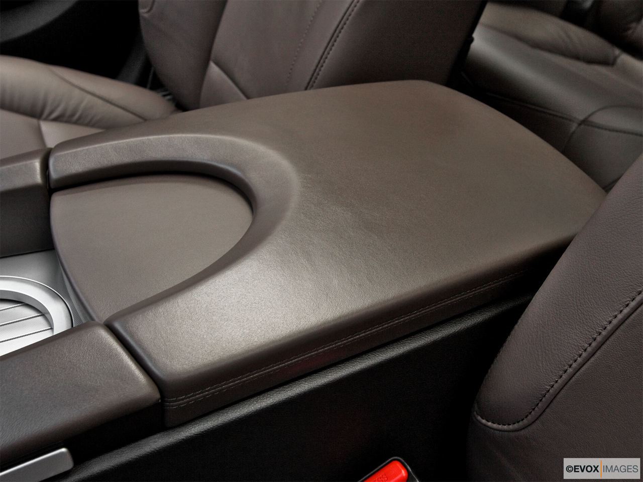 2010 Acura ZDX ZDX Technology Front center console with closed lid, from driver's side looking down 