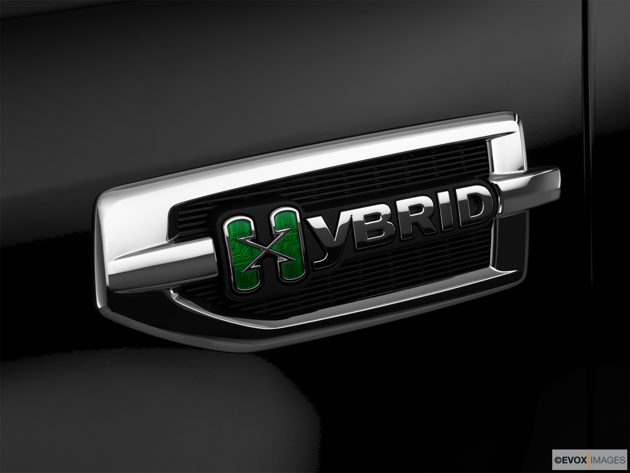2010 Cadillac Escalade Hybrid Base Exterior Bonus Shots (no set spec) 