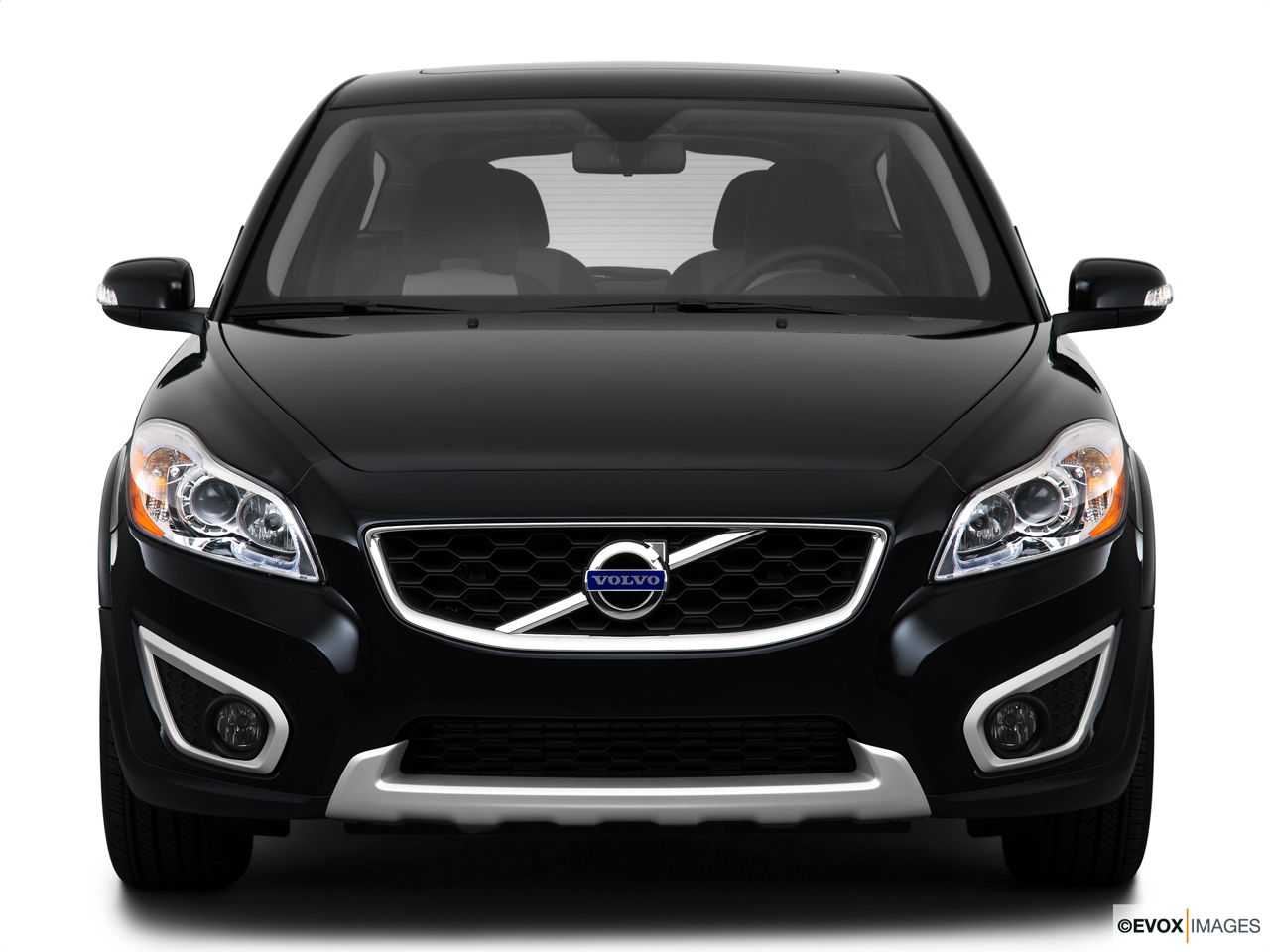 2011 Volvo C30 T5 A Low/wide front. 
