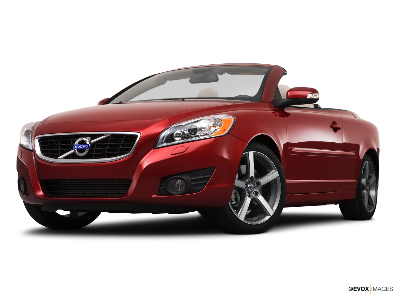 2011 Volvo C70 T5 A Front angle view, low wide perspective. 