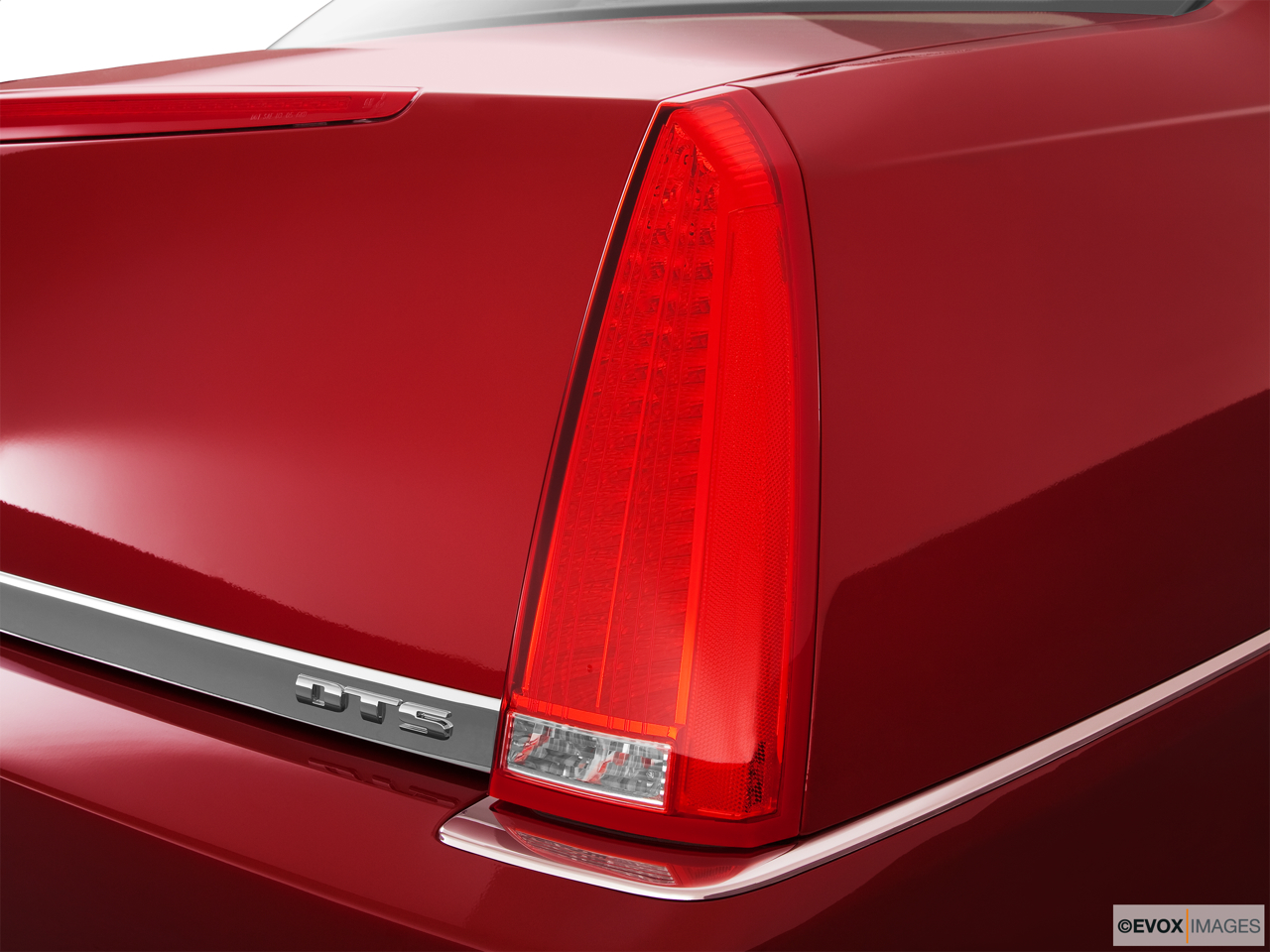 2011 Cadillac DTS Platinum Passenger Side Taillight. 