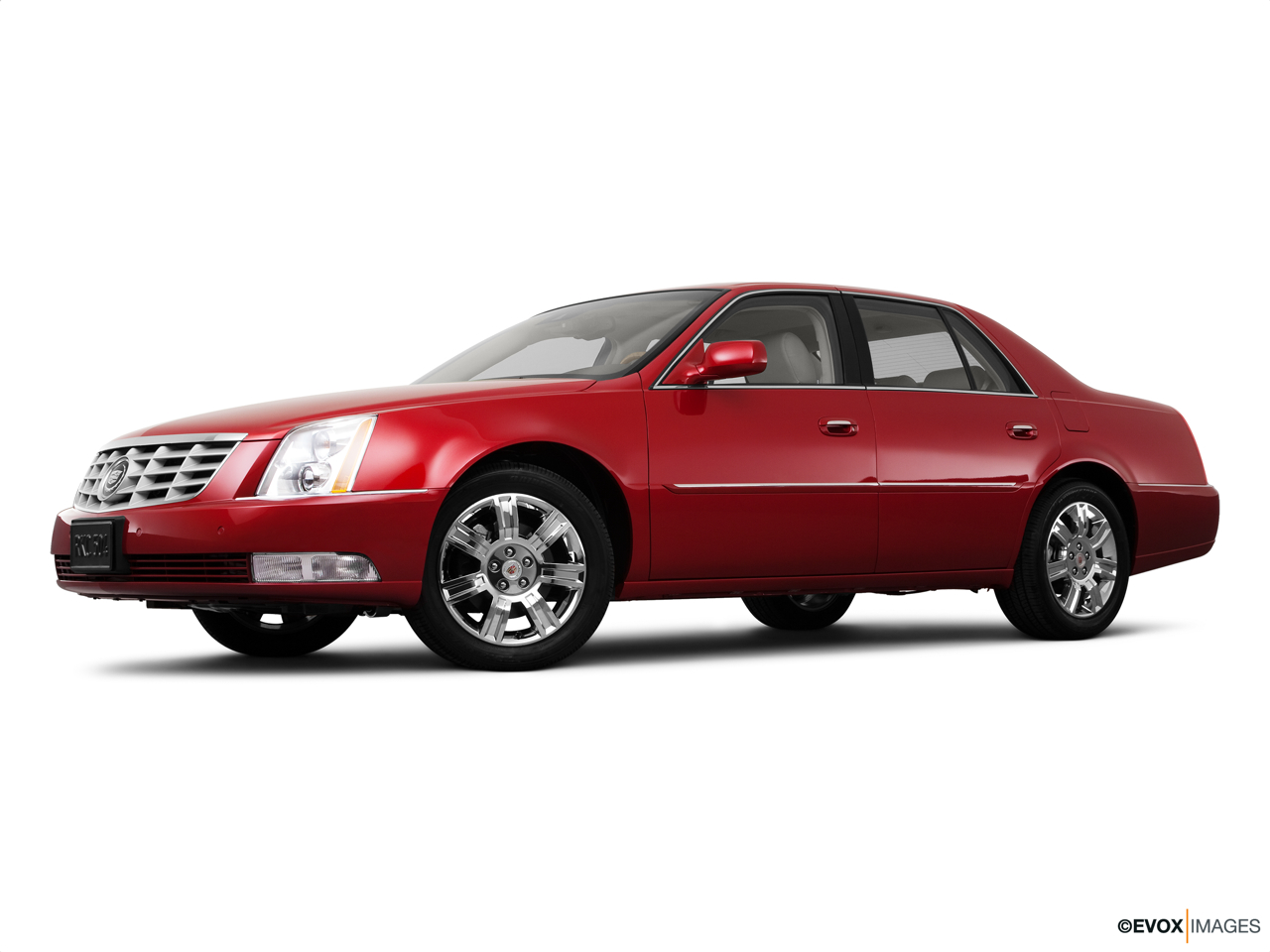 2011 Cadillac DTS Platinum Low/wide front 5/8. 
