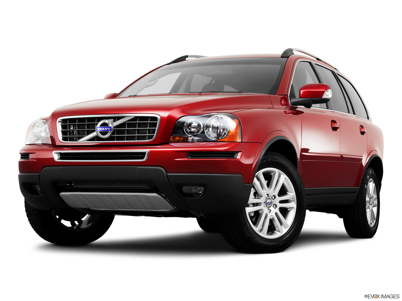 2011 Volvo XC90 3.2 Front angle view, low wide perspective. 