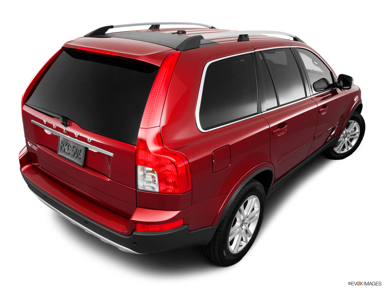 2011 Volvo XC90 3.2 Rear 3/4 angle view. 