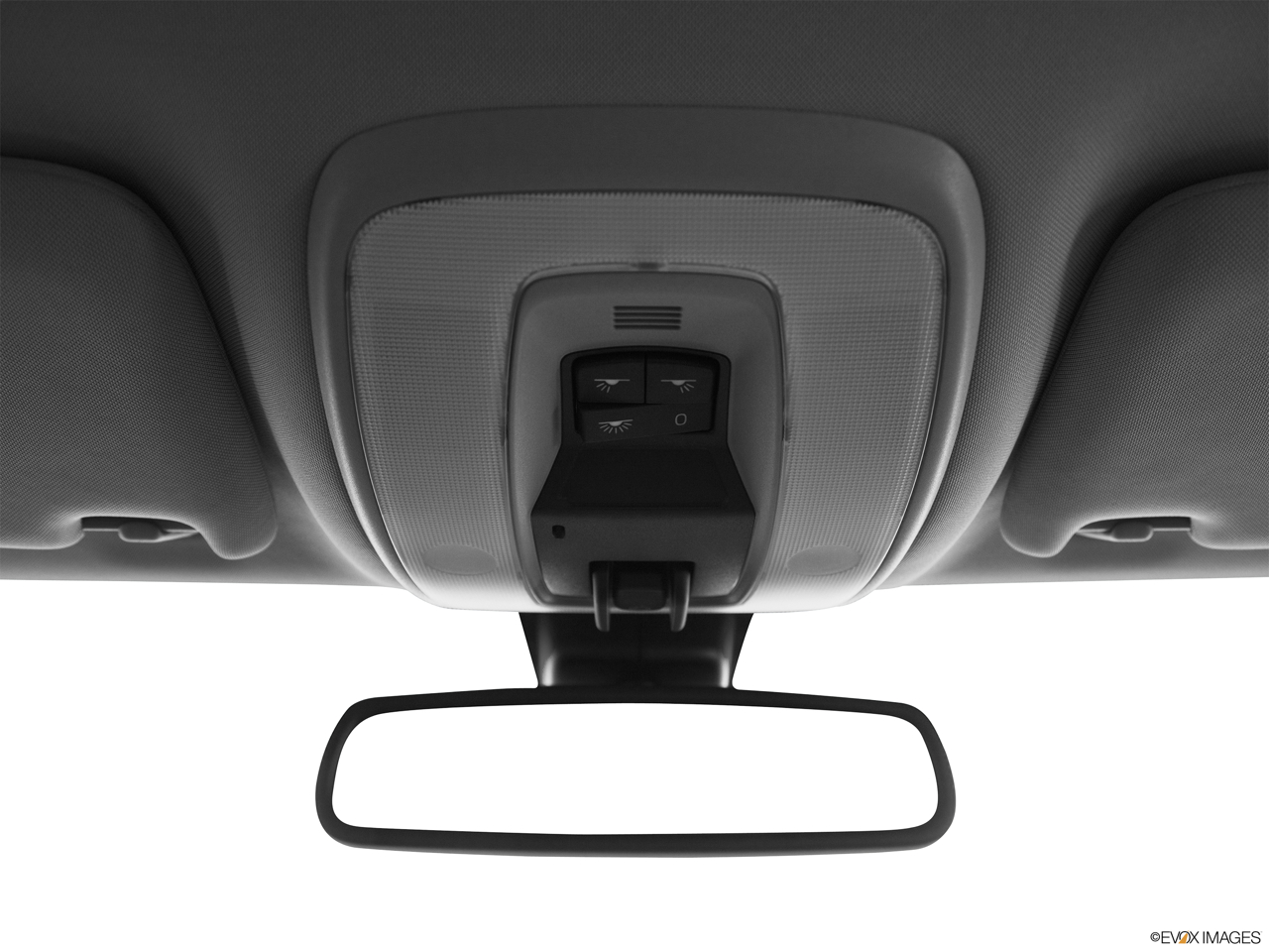 2011 Volvo XC70 3.2 Courtesy lamps/ceiling controls. 