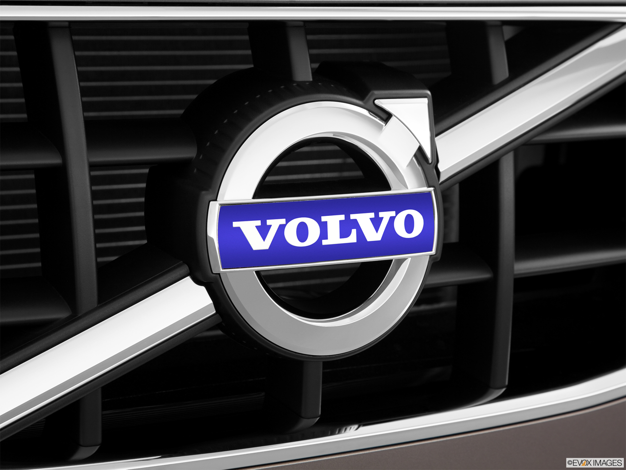 2011 Volvo XC70 3.2 Rear manufacture badge/emblem 