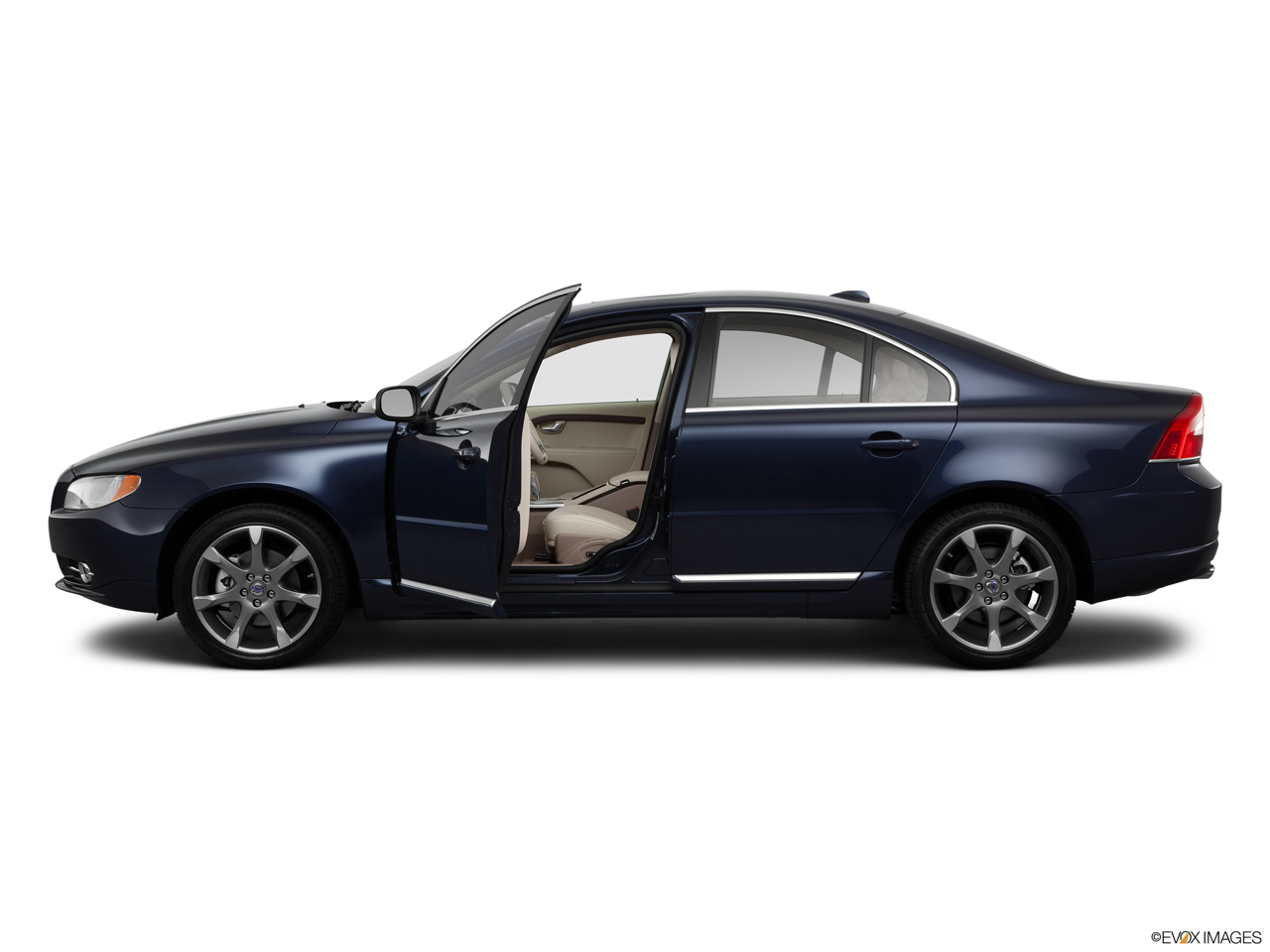 2011 Volvo S80 3.2 Driver's side profile with drivers side door open. 