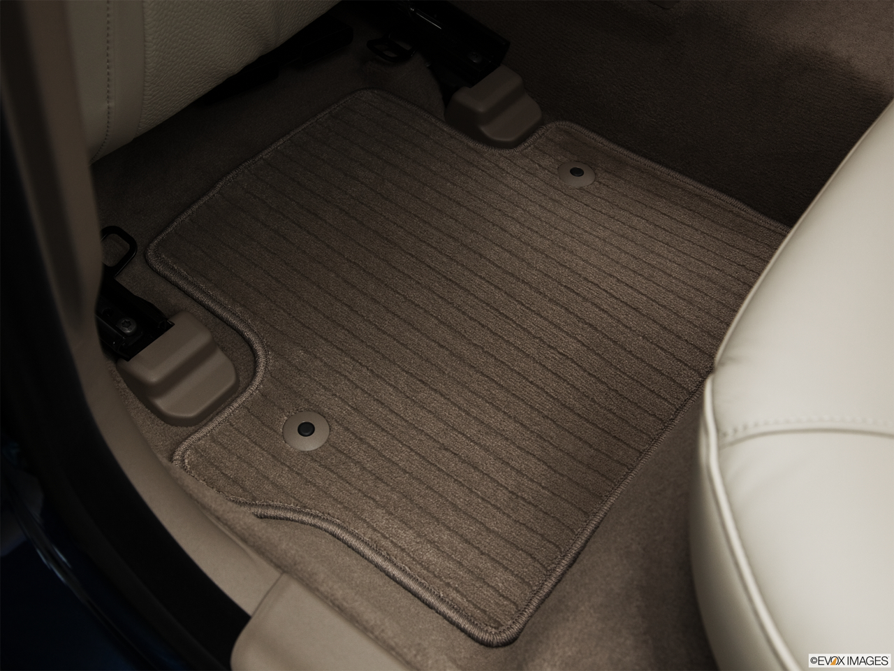 2011 Volvo S80 3.2 Rear driver's side floor mat. Mid-seat level from outside looking in. 