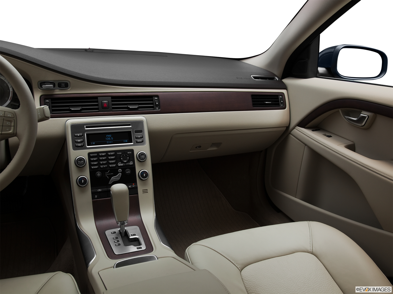 2011 Volvo S80 3.2 Center Console/Passenger Side. 
