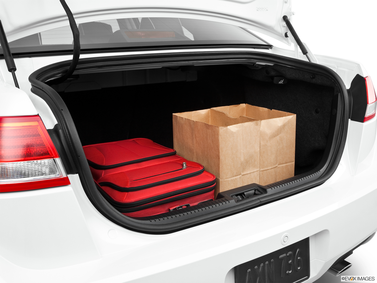 2011 Lincoln MKZ Base Trunk props. 