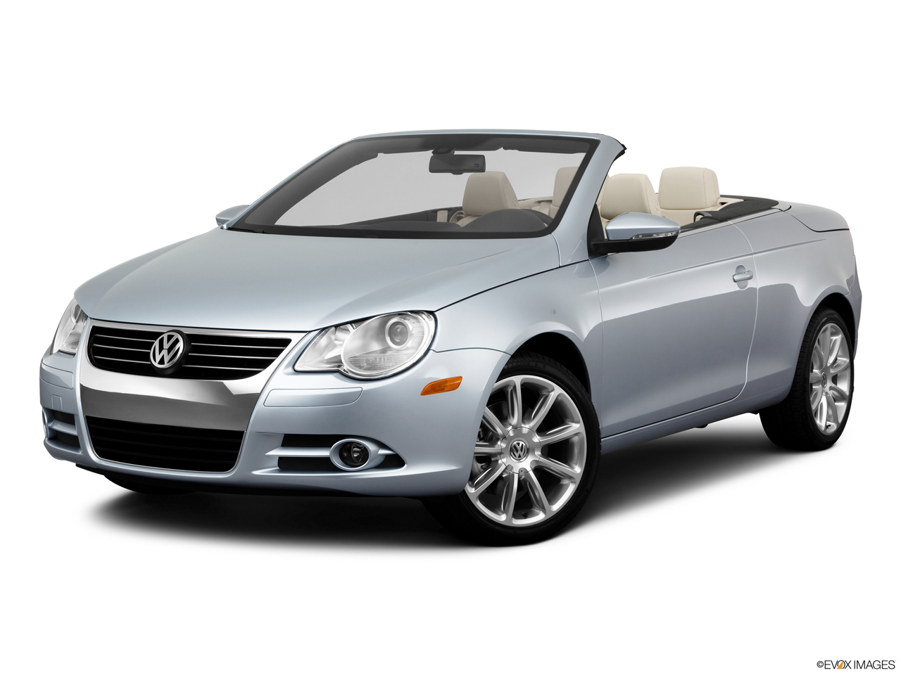 2011 Volkswagen Eos Lux Front angle medium view. 