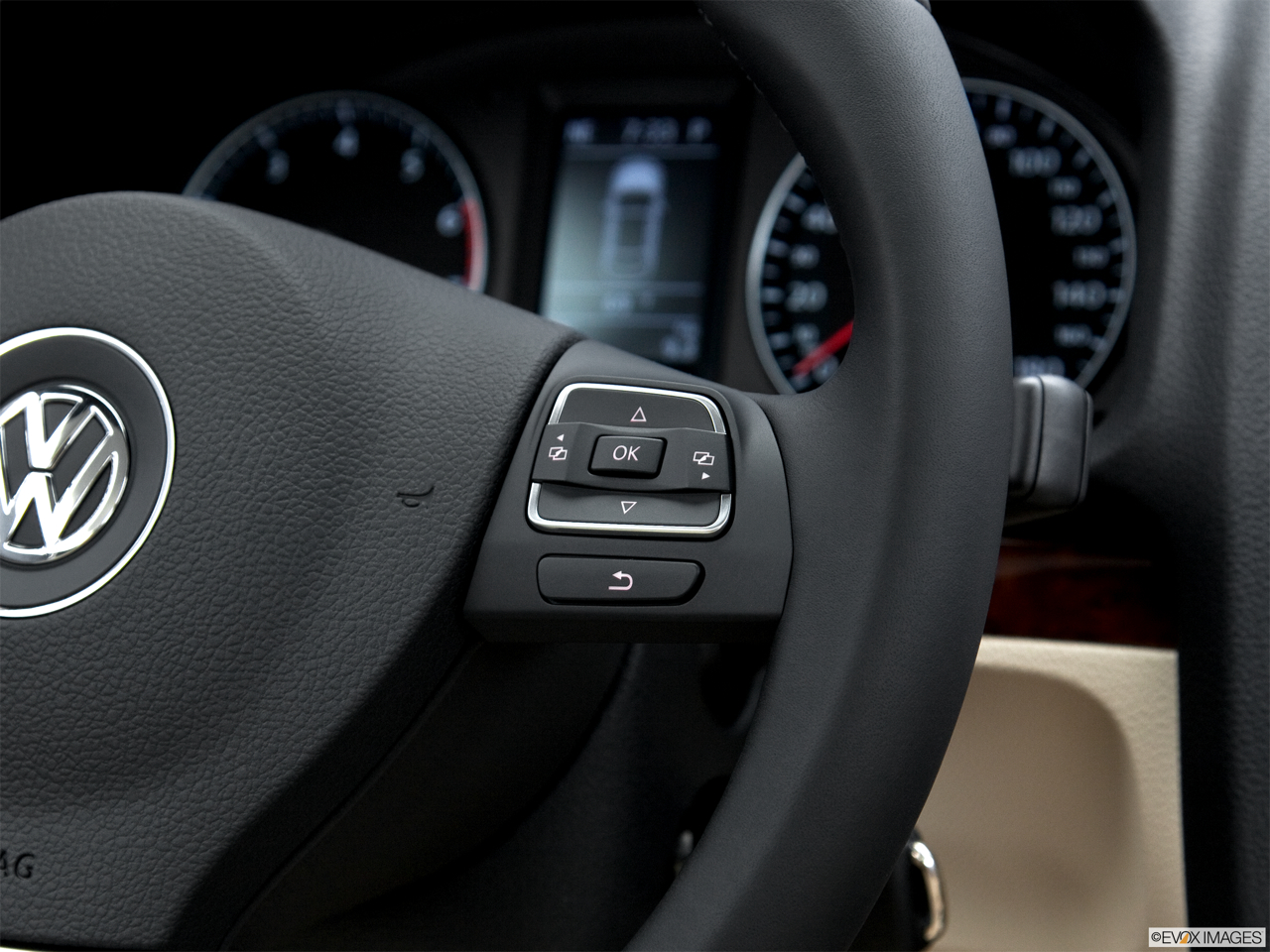 2011 Volkswagen Eos Lux Steering Wheel Controls (Right Side) 