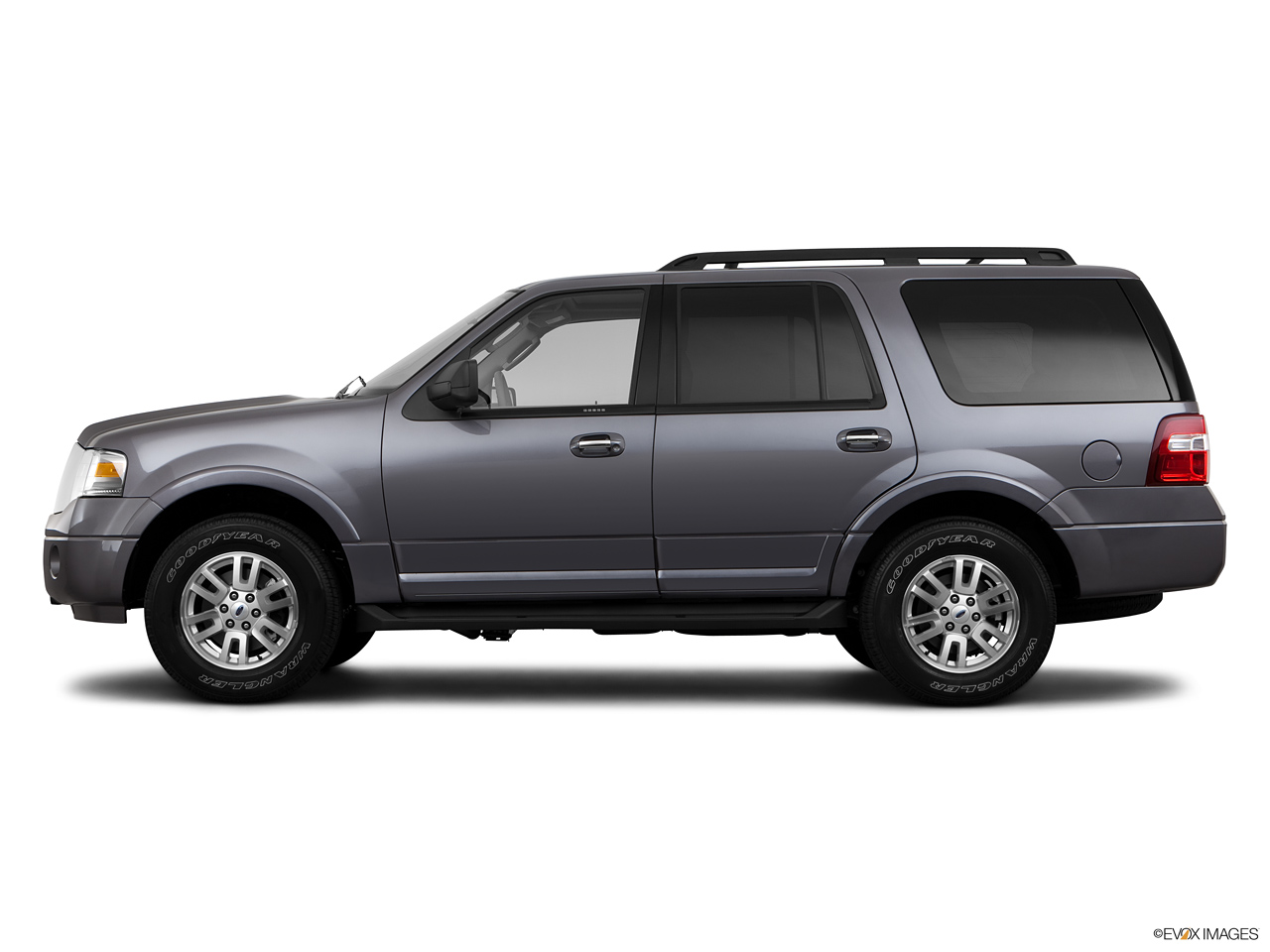 2024 Ford Expedition   Side